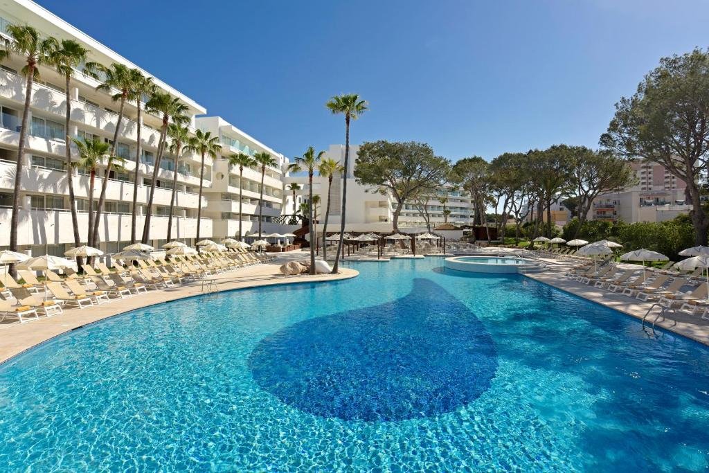 Iberostar Waves57394456