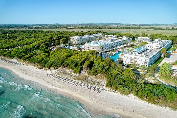 Beachfront hotels for corporate groups in Mallorca​
